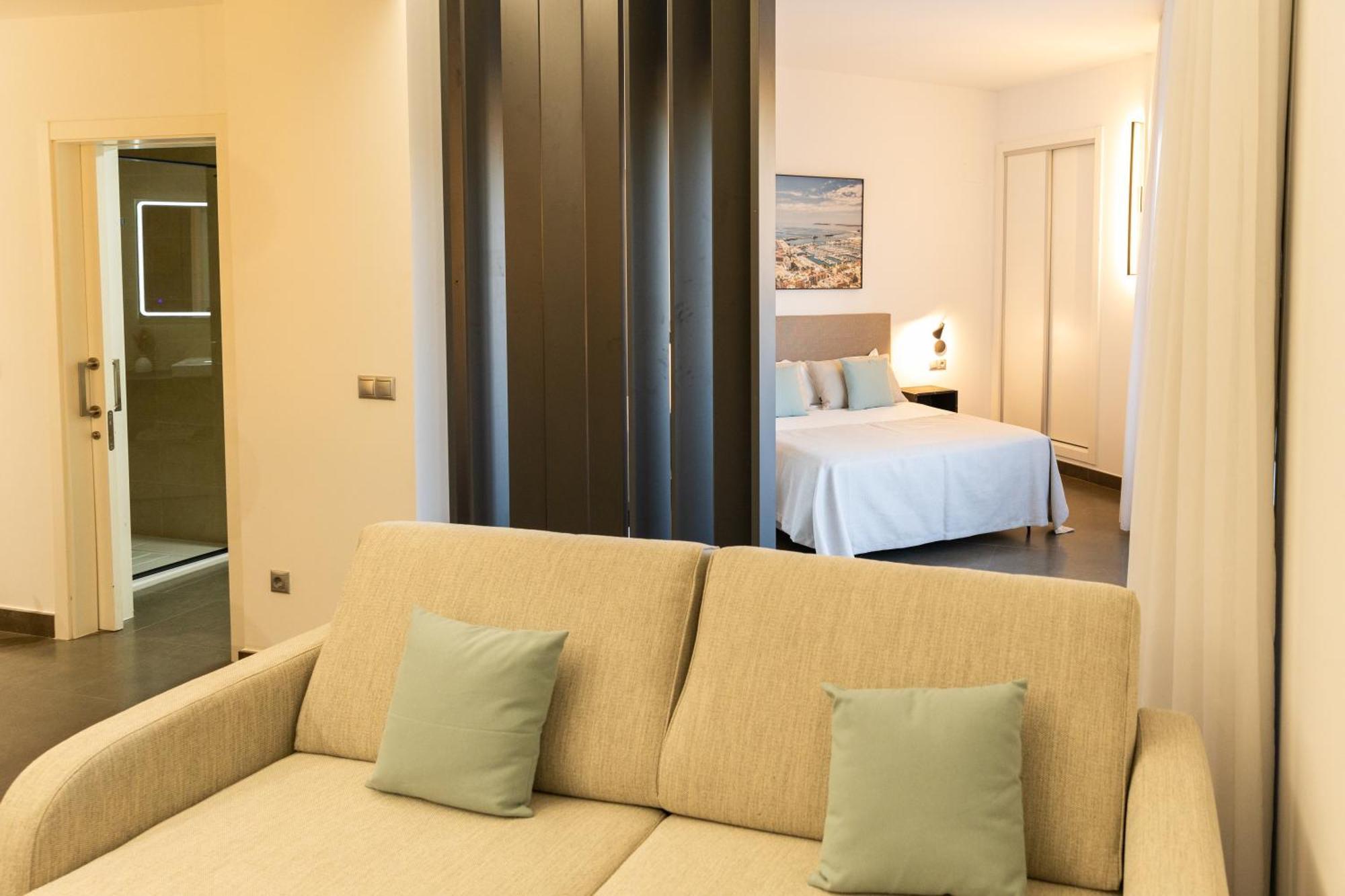 Guillman Suites อาลิกันเต ภายนอก รูปภาพ
