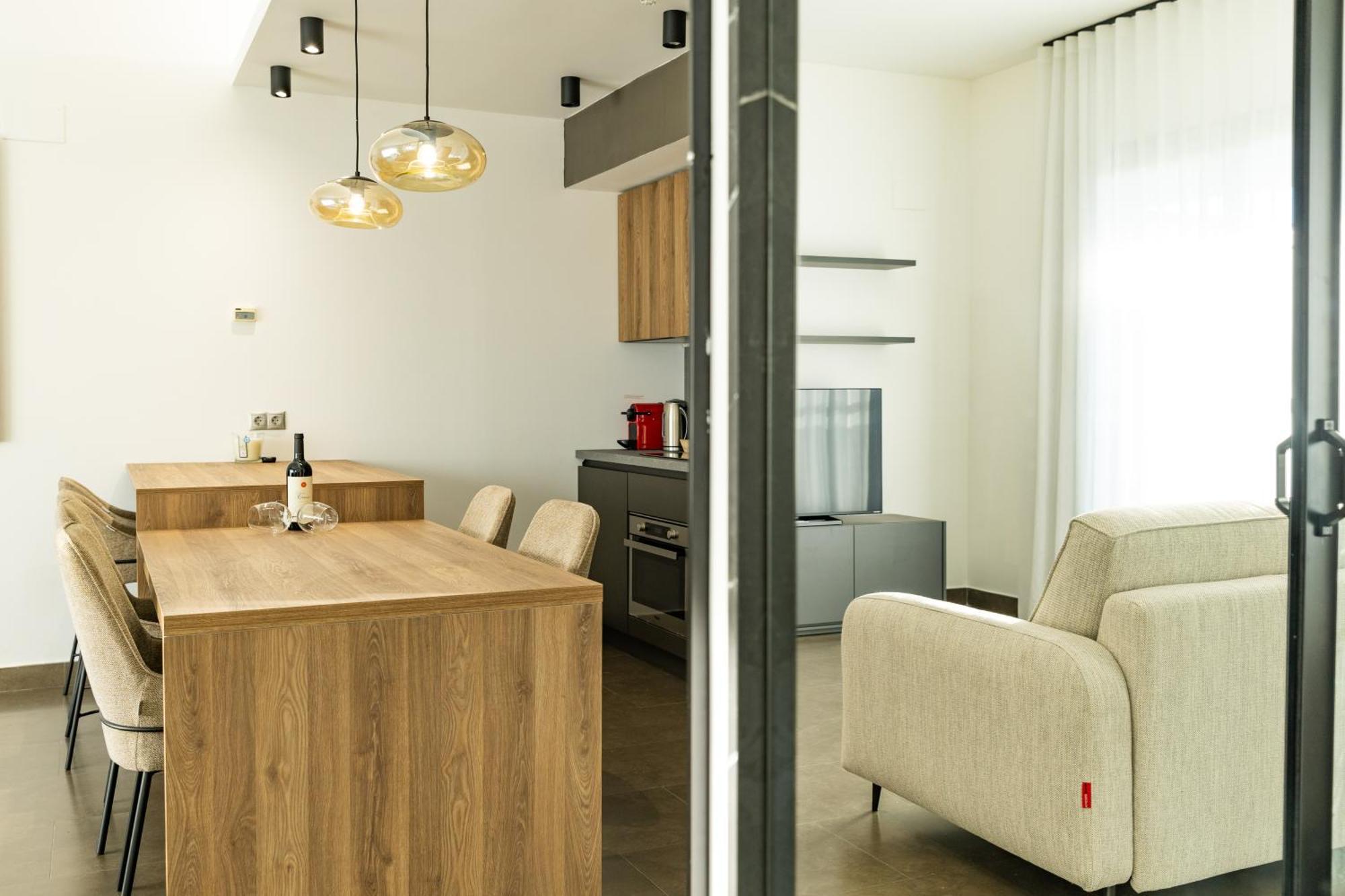 Guillman Suites อาลิกันเต ภายนอก รูปภาพ
