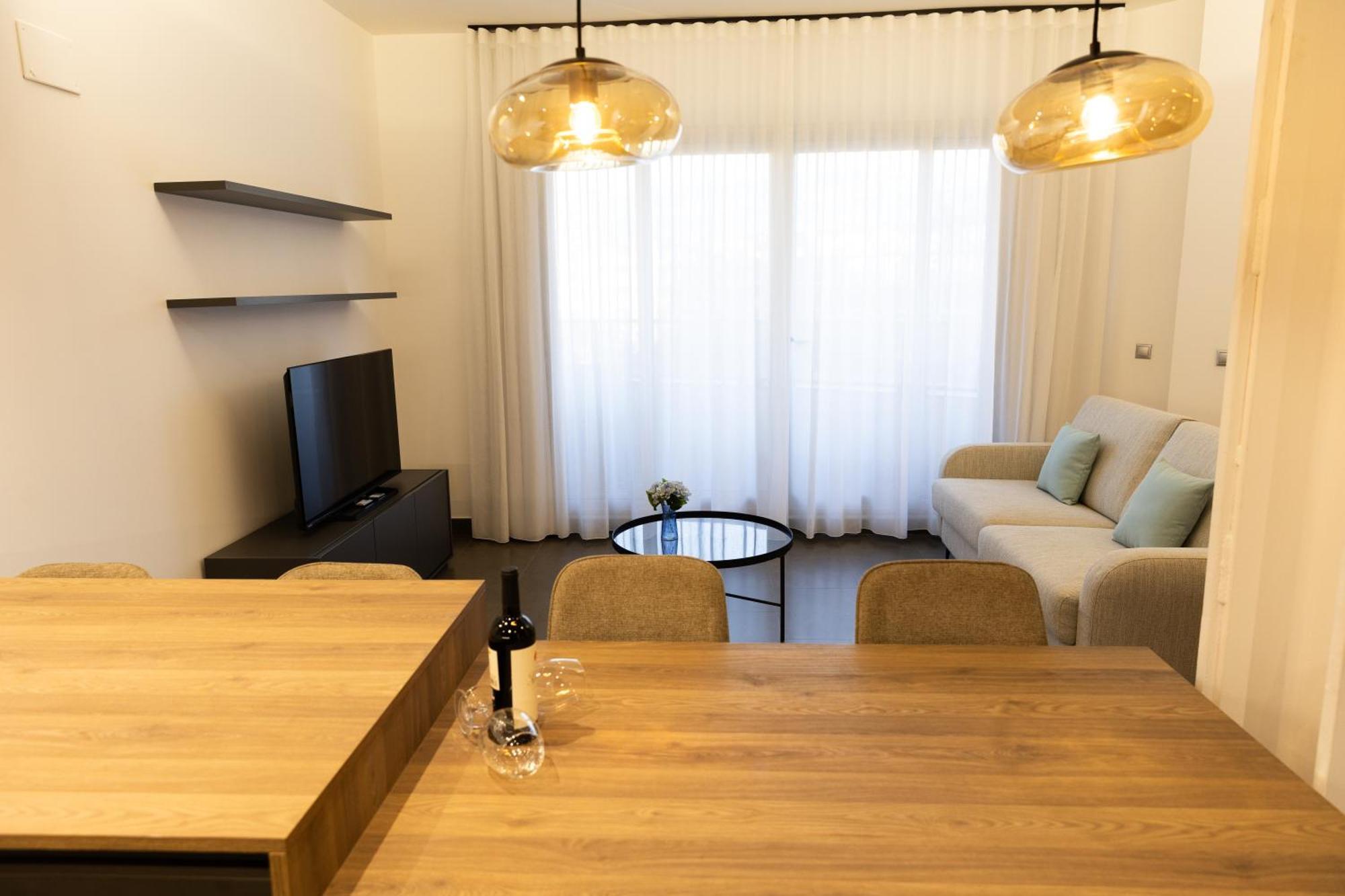 Guillman Suites อาลิกันเต ภายนอก รูปภาพ