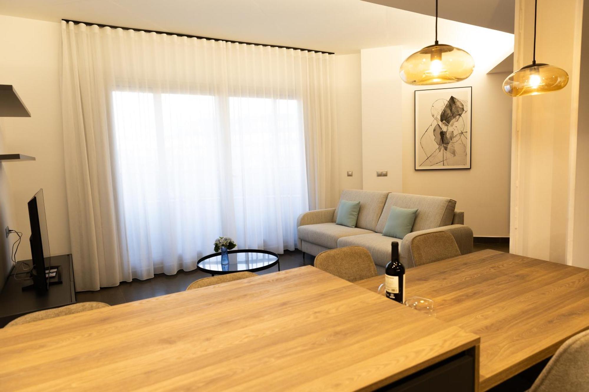 Guillman Suites อาลิกันเต ภายนอก รูปภาพ